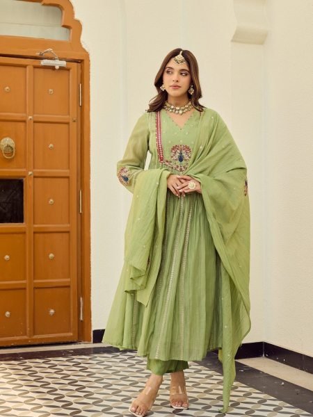 Designer Pista Green Chanderi Kurti Pant Suit Set with Elegant Embroidery Work and Chanderi Dupatta for Resellers Kurtis