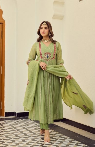 Designer Pista Green Chanderi Kurti Pant Suit Set with Elegant Embroidery Work and Chanderi Dupatta for Resellers Anarkali Kurtis 