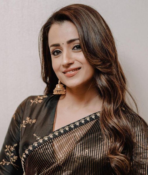 Designer Tissue Saree with Embroidered Blouse Inspired by Trisha Krishnan Embroidery Sarees Wholesale