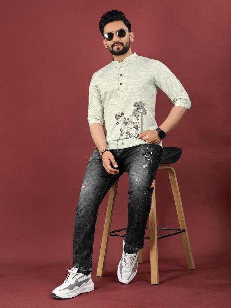 Digital Jute Cotton Kurta with Smart Collar &  Everyday Comfort Mens Short Kurta