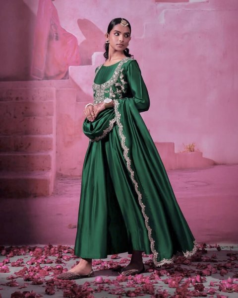 Distinctive Green Festive Wear Gown with Koti and Embroidery Dupatta Kurti With Dupatta Wholesale