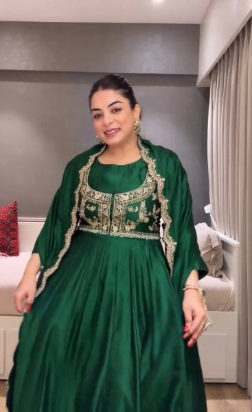 Distinctive Green Festive Wear Gown with Koti and Embroidery Dupatta Kurti With Dupatta Wholesale