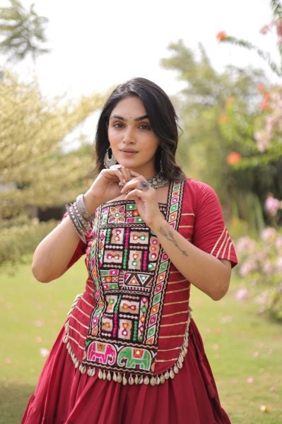Distinctive Red Boutique Style Kora Cotton Lehenga Choli for Navrati Special Navratri Lehnega Choli