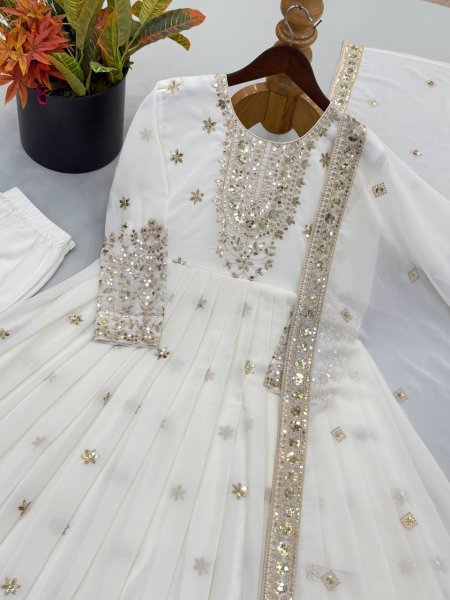 Distinctive White Georgette Gown with Lace Border Dupatta For Women Ready To Wear Collection