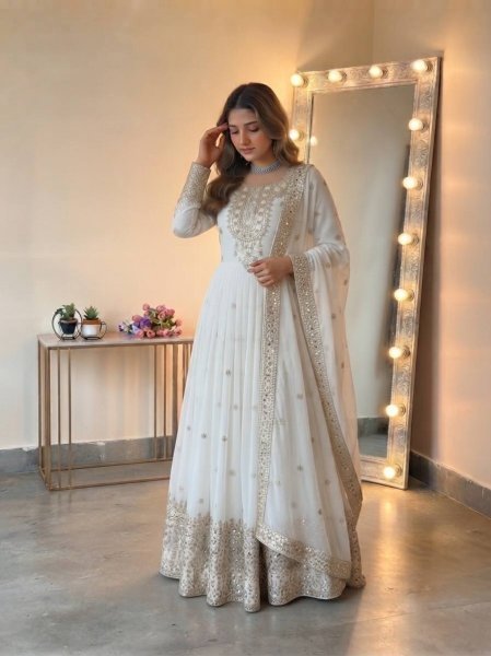 Distinctive White Georgette Gown with Lace Border Dupatta For Women Ready To Wear Collection