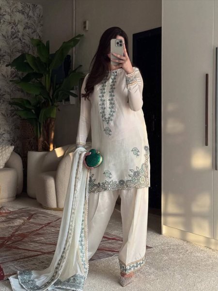 Distinctive White Pakistani Farshi Salwar Suit Set with Dupatta for Wedding Wear 