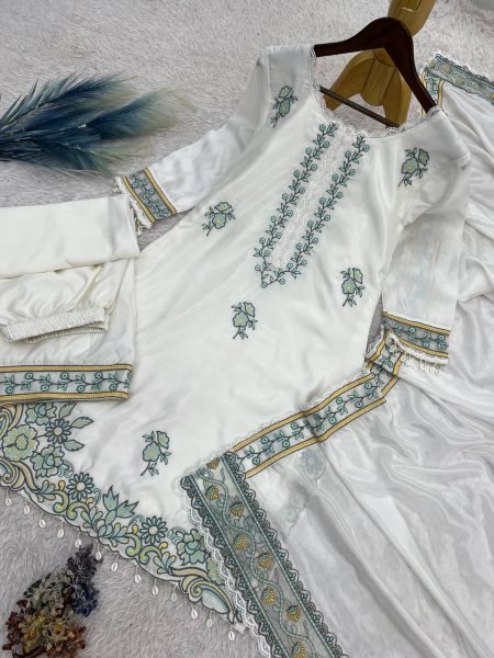 Distinctive White Pakistani Farshi Salwar Suit Set with Dupatta for Wedding Wear Ready To Wear Collection