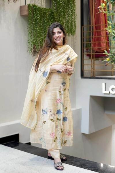 Dreamy Floral Printed Kurta Pant with Dupatta For Woman 2025 3 Piece Kurti Set