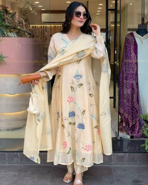 Dreamy Floral Printed Kurta Pant with Dupatta For Woman 2025 3 Piece Kurti Set