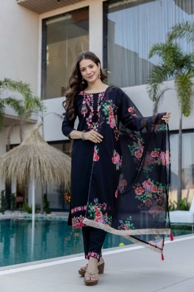 Durable Black Embroidered Floral Kurta Set With Dupatta For Office Wear  Straight Cut Long Kurtis