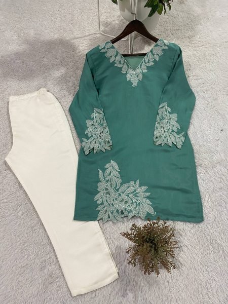 Durable Mal Cotton Co Ord Set with Embroidery for Summer Wear Women CO ORD Sets