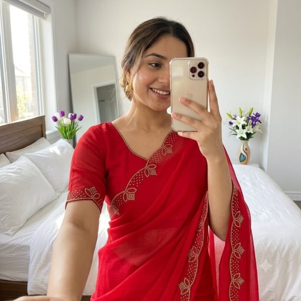 Durable Red Space Soft Silk Saree with Diamond and Val Work in Saree at Wholesale Rate Silk Sarees Wholesale