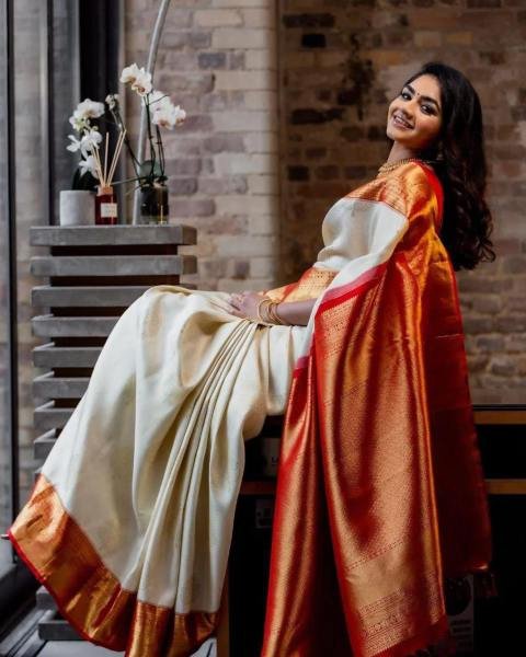 Durga Puja Cream Lichi Silk Saree with Jacquard Design And Contrast Blouse Silk Sarees Wholesale