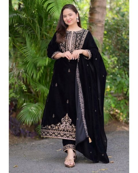 Dynamic Black Party Wear Set with Embroidery Sequence Work At Wholesale Rate Ready To Wear Collection