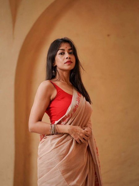 Dynamic Cream Royal Linen Cotton Saree with Soft and Comfortable Fabric Feel Cotton Sarees Wholesale