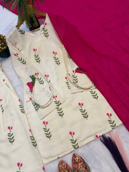 Dynamic Pink Elegant Cambric Cotton Farshi Suit Set with Stylish Fancy Sleeves Ready To Wear Collection