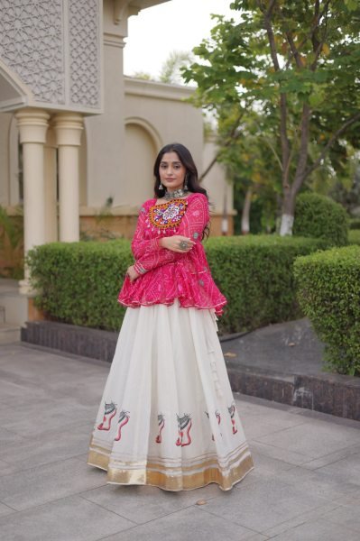 Dynamic Pink Navratri Special 6 Meter Flair Kora Cotton Lehenga Choli at Wholesale Rate Navratri Lehnega Choli