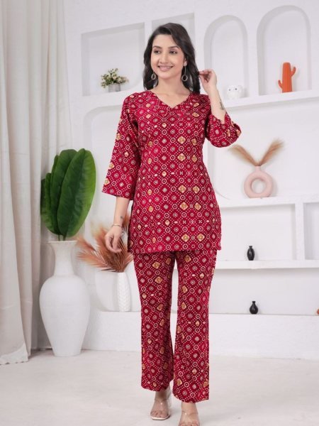 Dynamic Pink Teal Bandhani Co-Ord Set for Women Daily Wear Kurtis