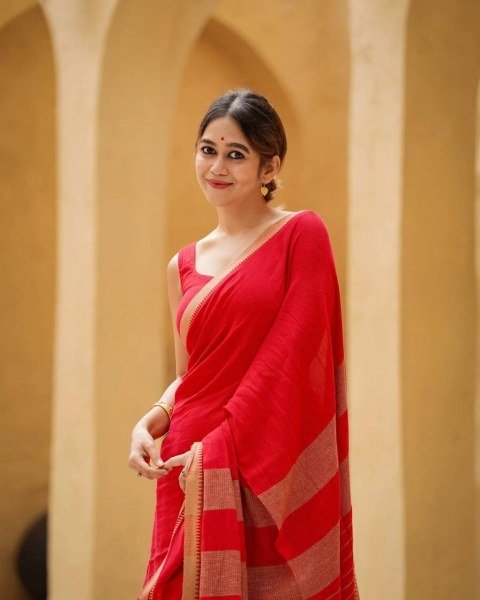Dynamic Red Linen Cotton Printed Saree with Digital Print Blouse Piece at Manufacturer  Printed Cotton Sarees Wholesale