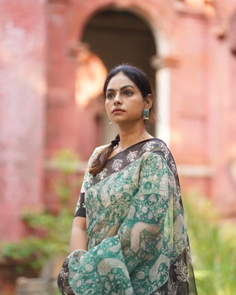 Dynamic Teal Green Cotton Kota Check Digital Printed Saree with Unstitched Blouse Printed Cotton Sarees Wholesale
