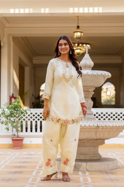 Dynamic White Japan Satin Kurti Patiala Set with Dupatta for Women Embroidery Kurtis 