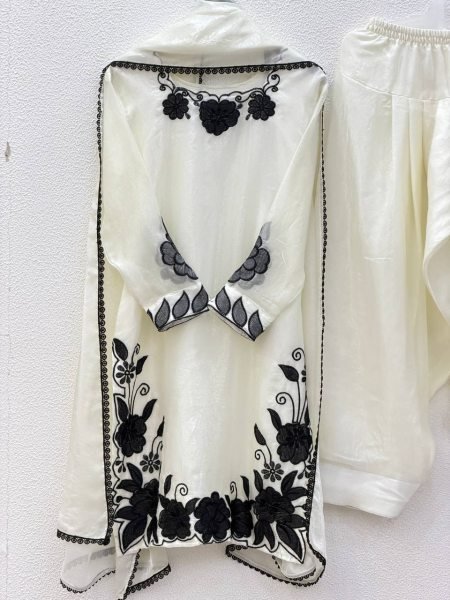 Easy Wear White  Fendy Silk Embroidered Top Farshi Pant Set with Lace Dupatta Ready To Wear Collection