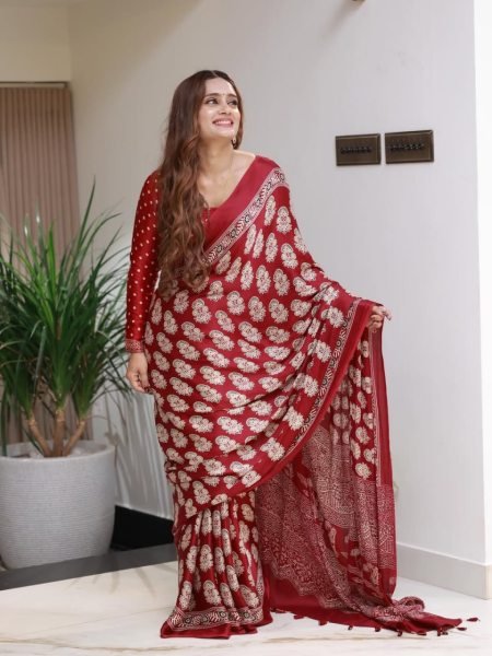 Eco friendly Red Original Semi Gajji Silk Saree with Printed Design at Manufacturer Price Printed Cotton Sarees Wholesale