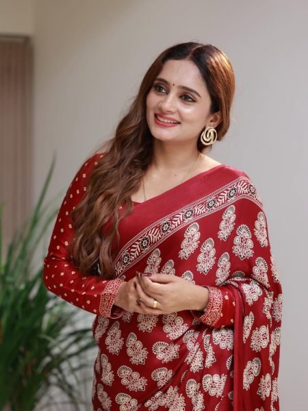 Eco friendly Red Original Semi Gajji Silk Saree with Printed Design at Manufacturer Price Printed Cotton Sarees Wholesale
