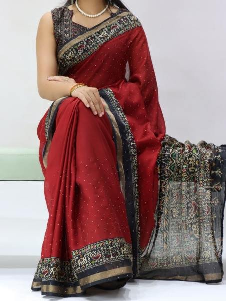 Efficient Red Mull Cotton Patola Print Saree with Sirovski Diamond And Zari Border  Cotton Sarees Wholesale