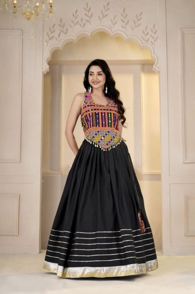 Effortless Black Cotton Gamthi Lehenga Choli with Mirror Work Jacket For Gaba Night Navratri Lehnega Choli