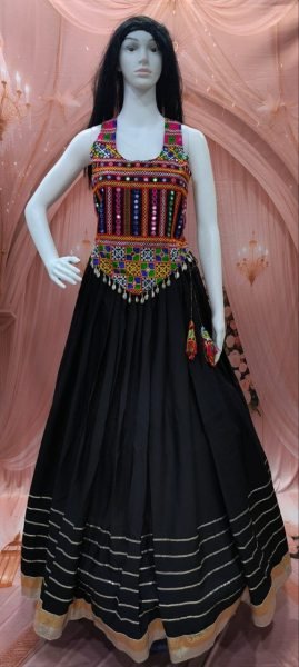 Effortless Black Cotton Gamthi Lehenga Choli with Mirror Work Jacket For Gaba Night Navratri Lehnega Choli