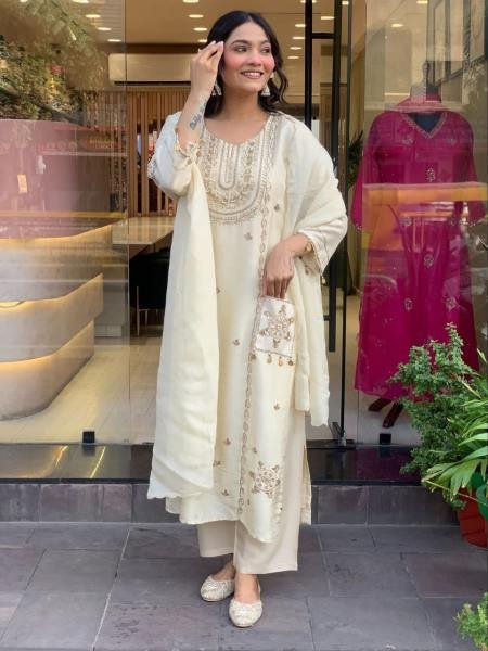 Effortless White Art Silk Embroidered Kurti Set with Heavy Georgette Dupatta For Festive Wear 3 Piece Kurti Set