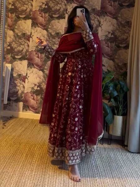 Elegant 4 Meter Flair Anarkali Gown in Georgette with Sequence Work   Dupatta Perfect for Weddings Kurtis