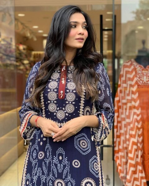 Elegant Blue Embroidery Kurta Set for Girls    Women Stylish Neck Work Cotton Fabric Latest 3 Piece Collection  Straight Cut Long Kurtis