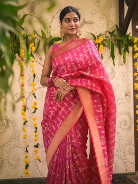 Elegant Dark Pink Banarasi Soft Silk Saree Budget Friendly with Rich Traditional Look Banarasi Saree Wholesale