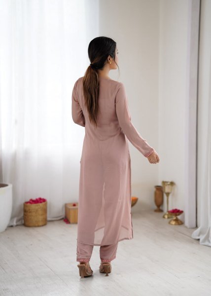 Elegant Dusty Rose Pure Georgette Floral Embroidered Kurta Pant Set for Festive Occasions Georgette Kurti 
