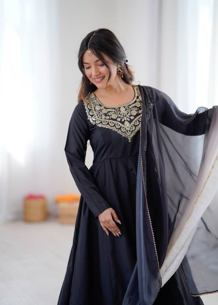 Elegant Black French Crepe Anarkali Gown with Embroidery Work for Party Wear Anarkali Kurtis 