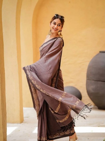 Elegant Grey Printed Saree with Matching Satin Banglory Blouse Piece Cotton Sarees Wholesale