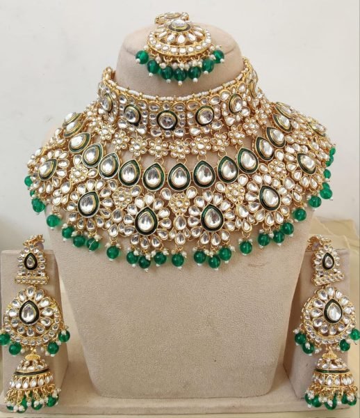 Elegant Heavy Kundan Necklace Set with Earrings  & Tikka Perfect for Wedding Looks Fashion Accessories Wholesale
