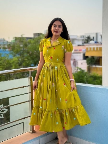 Elegant Lime Green Mul Chanderi Frock with Floral Hand Work and Puff Sleeves Kurtis