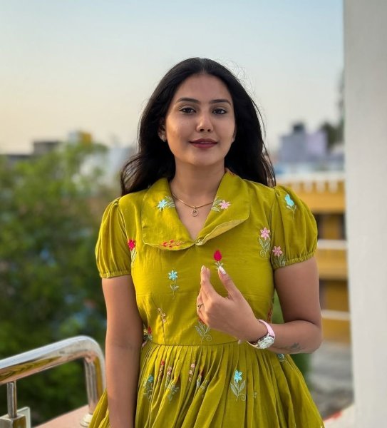 Elegant Lime Green Mul Chanderi Frock with Floral Hand Work and Puff Sleeves Western Ladies Top Wholesale