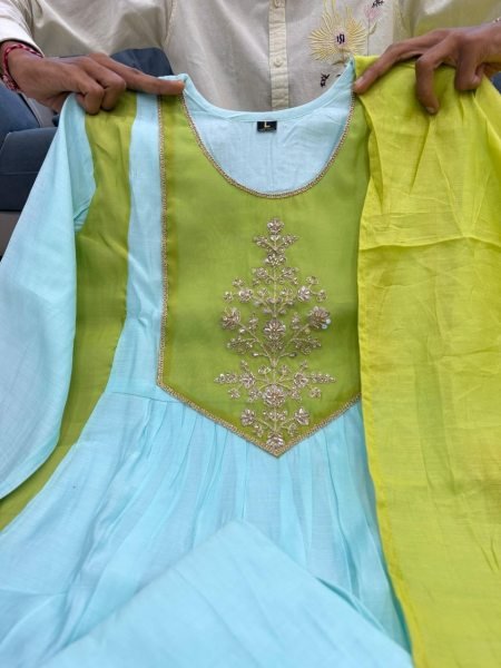 Elegant  Mul Chanderi Kurta Pant Set with Beautiful Banarasi Lagadi Duppta for Women s Ethnic Collection 3 Piece Kurti Set