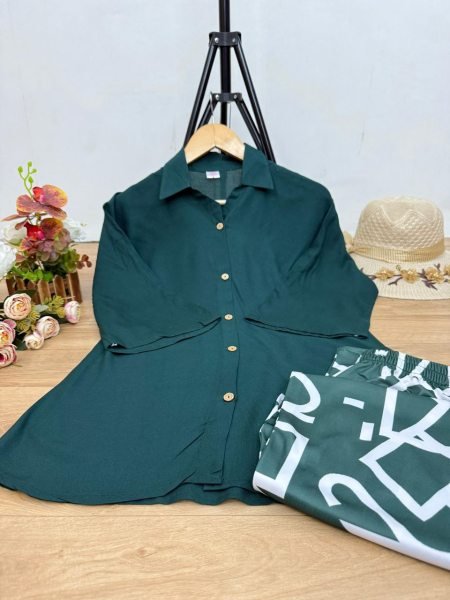 Elegant Pine Green Top with Graphic Palazzo Set CO ORD Sets