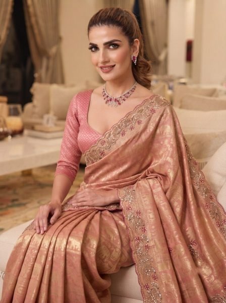 Elegant Pink Pure Kanjivarm Silk Saree with Running Silk Blouse at Manufacturer Rate Silk Sarees Wholesale