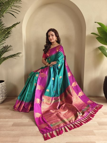 Elegant Rama Festive Dual Tone Silk Saree with Contrast Designer Pallu Silk Sarees Wholesale