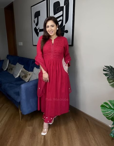 Elegant Red Cotton Kurta Pant Set with Dupatta   Bracelet perfect for casual wear 3 Piece Kurti Set