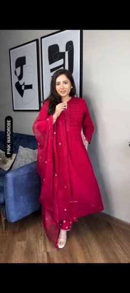 Elegant Red Cotton Kurta Pant Set with Dupatta   Bracelet perfect for casual wear 3 Piece Kurti Set