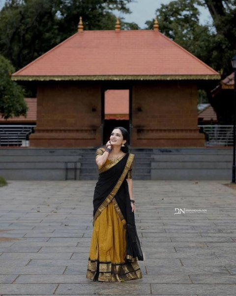Elegant Yellow Kanjivaram Silk Half Saree Set with Banarasi Zari Work Blouse Half Saree Lehenga