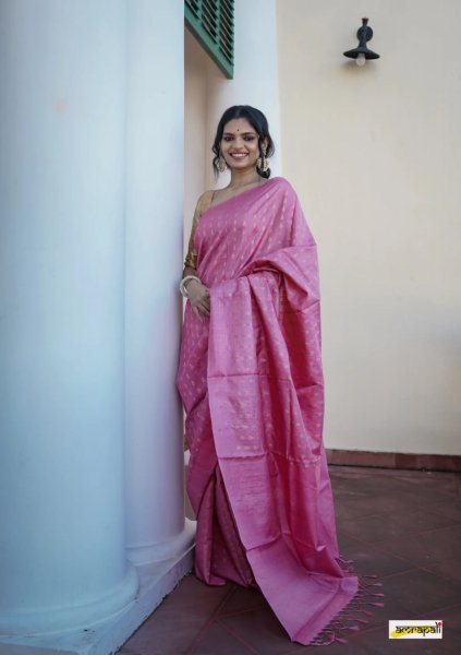 Elevate Your Festive with a Mauve Banarasi Saree in Soft Silk & Gold Zari Banarasi Saree Wholesale