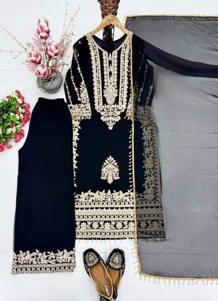 Enchanting Black Georgette Pakistani Style Suit with Dupatta For Wedding Wear Ready To Wear Collection